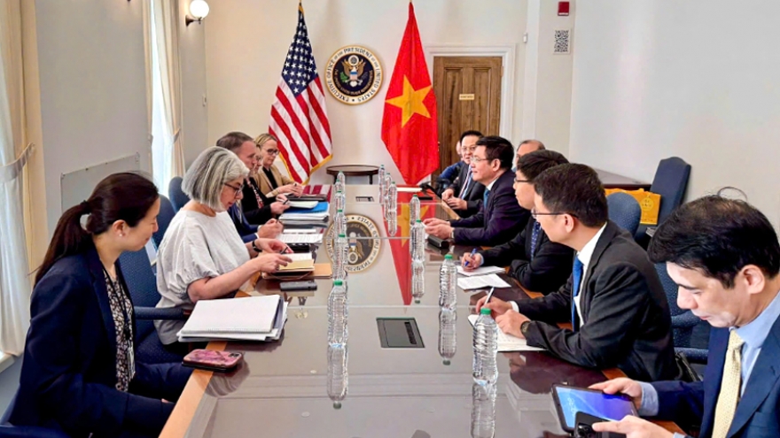 Vietnam and United States narrow gaps in third round of trade talks